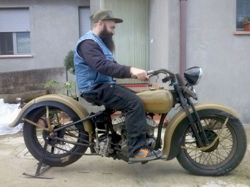 restauro conservativo harley davidson rl 750 flathead